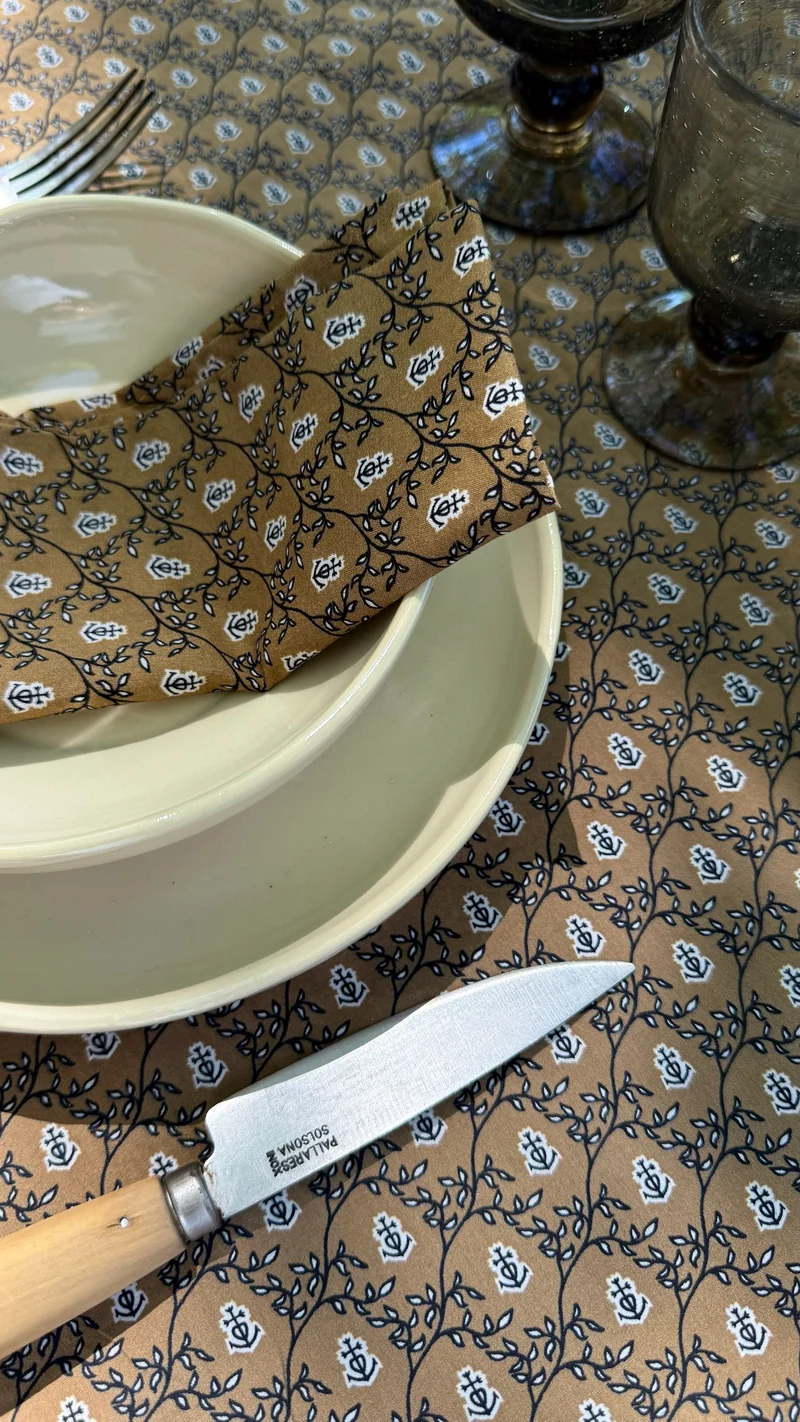 Nappe Croix Camarguaise - Ocre