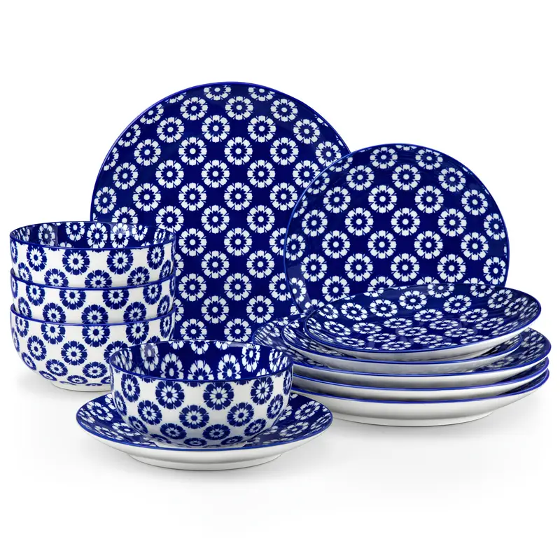 Service de Table 12 Pièces en Porcelaine Bleu et Blanc – Motifs Floraux Élégants