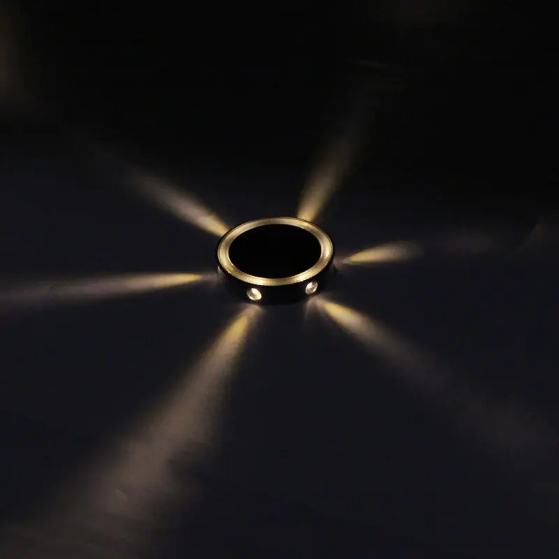 Lot de Lampes Solaires à LED – Éclairage Extérieur Puissant et Écoénergétique