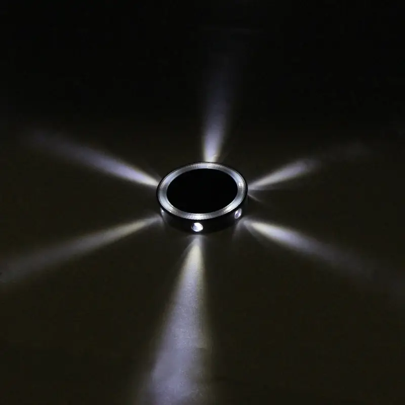 Lot de Lampes Solaires à LED – Éclairage Extérieur Puissant et Écoénergétique