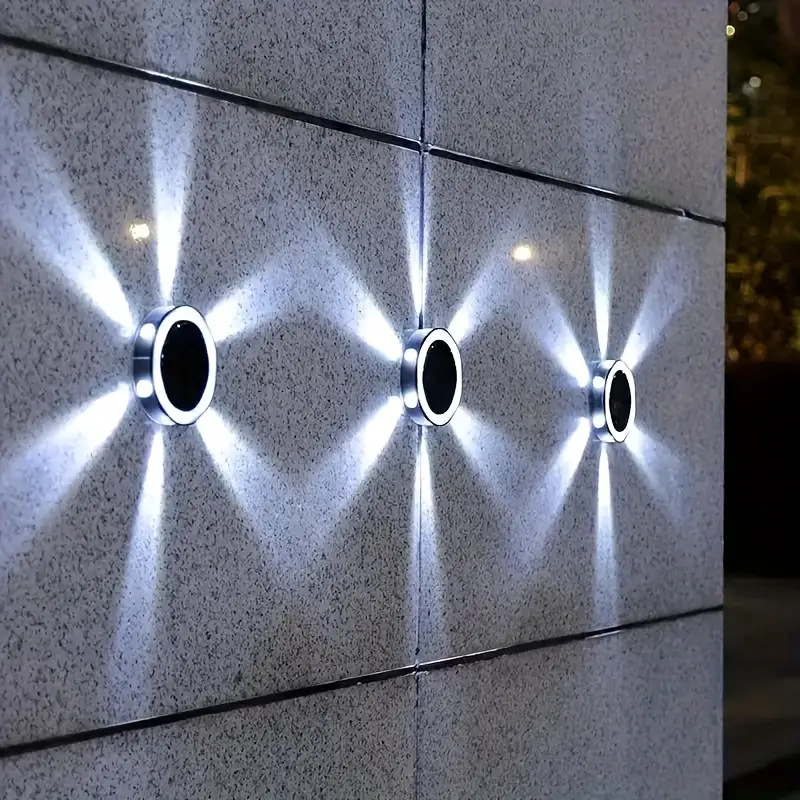 Lot de Lampes Solaires à LED – Éclairage Extérieur Puissant et Écoénergétique