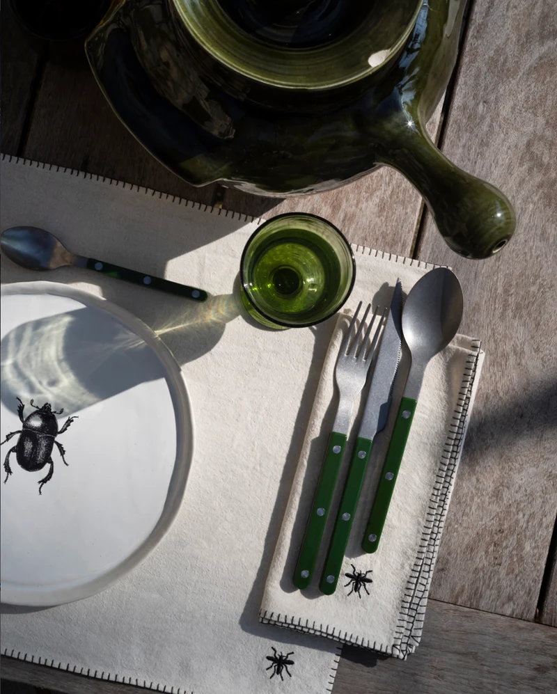 Serviette de table brodée