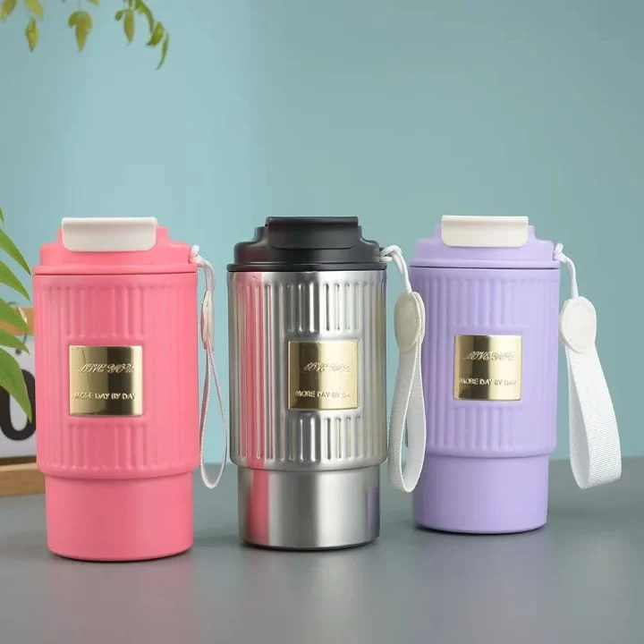 Mug Thermos Portable avec Poignée et Couvercle Étanche – 500 ml