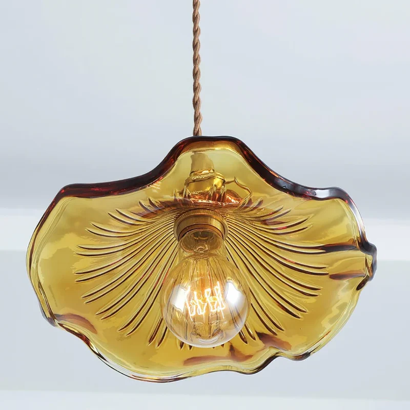 Suspension Fleur d’Hibiscus – Lampe Design en Verre Soufflé