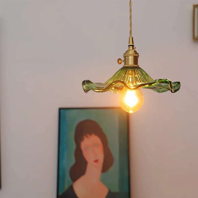Suspension Fleur d’Hibiscus – Lampe Design en Verre Soufflé