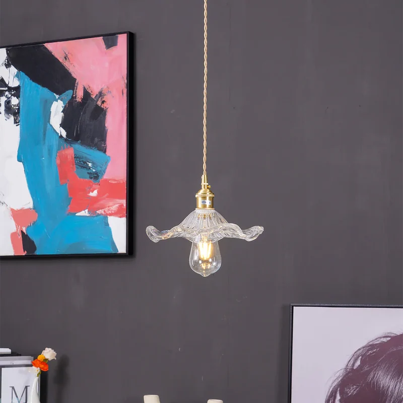 Suspension Fleur d’Hibiscus – Lampe Design en Verre Soufflé