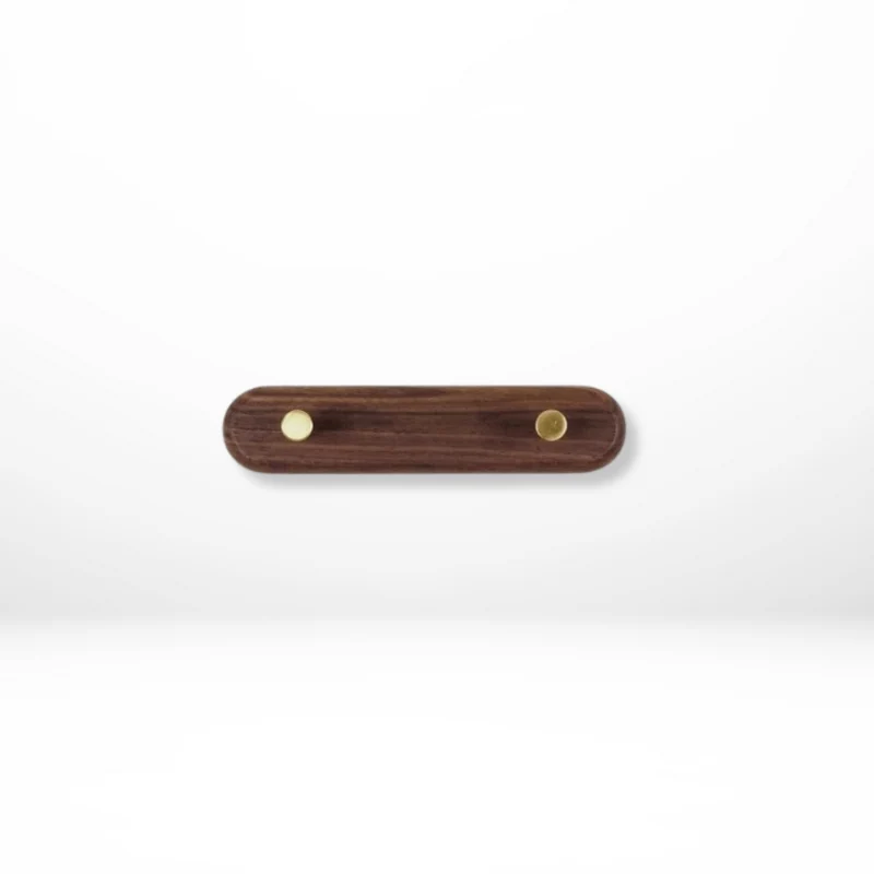 Nástěnný háček minimalistický dřevěný do předsíně
