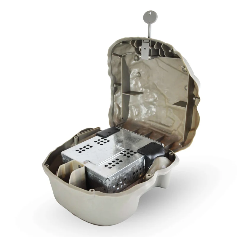 JT Eaton, Repeater Rock avec Piège à Souris Multi-Prises Extérieur 928RP-PAV