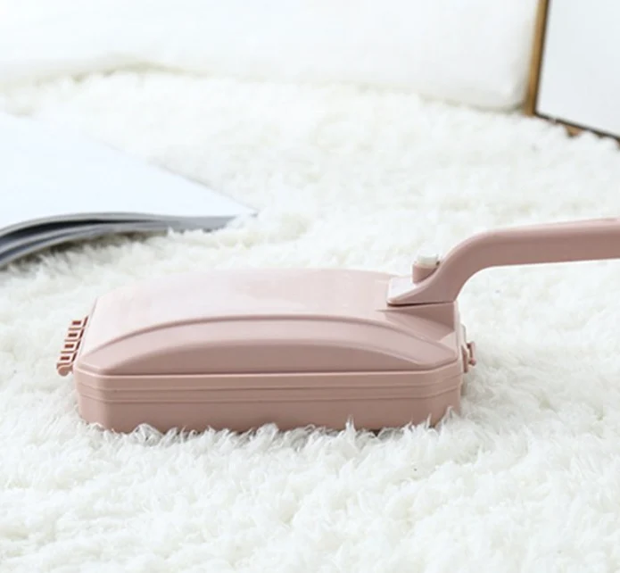 Balayeuse de Tapis avec collecteur de déchets pratique - TurboBroom