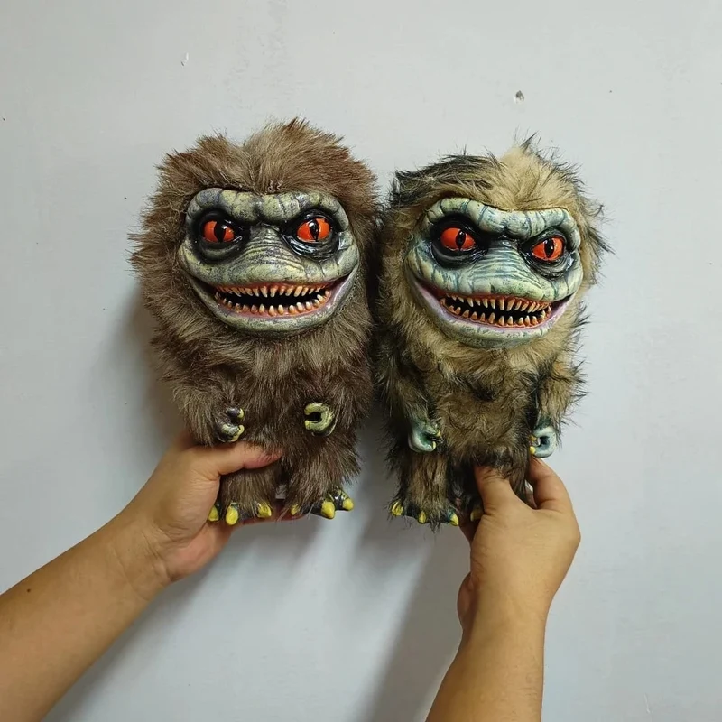 Halloween Plush Monster Toy with a Latex Face and Claws, 30 Cm, for Children