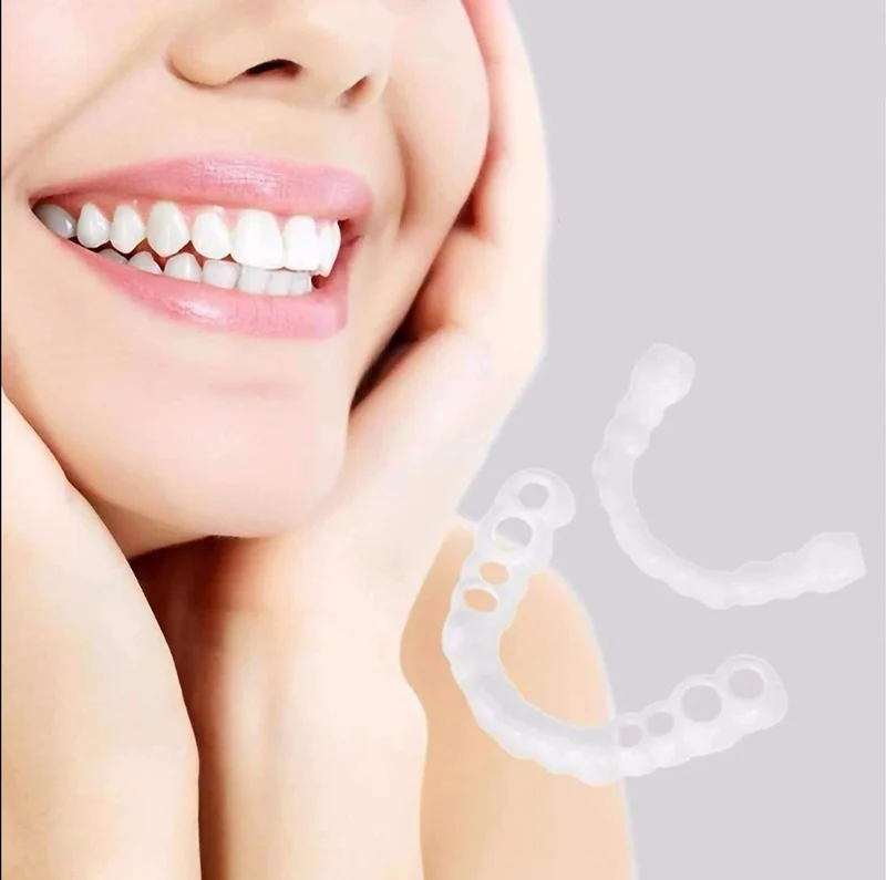 Removable cosmetic dental tray