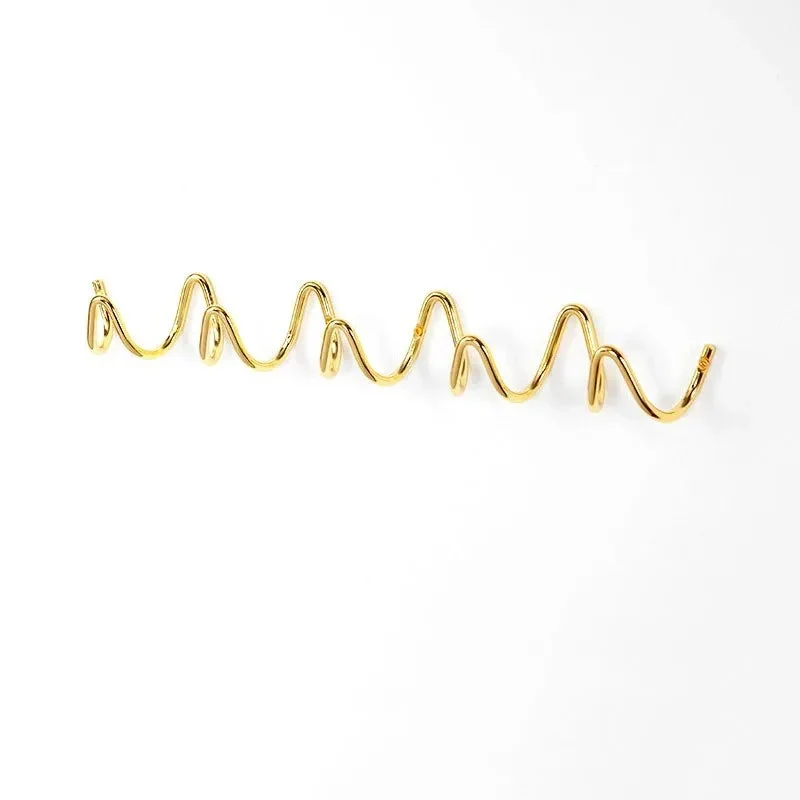 Space-saving wall hanger with multiple hooks wave