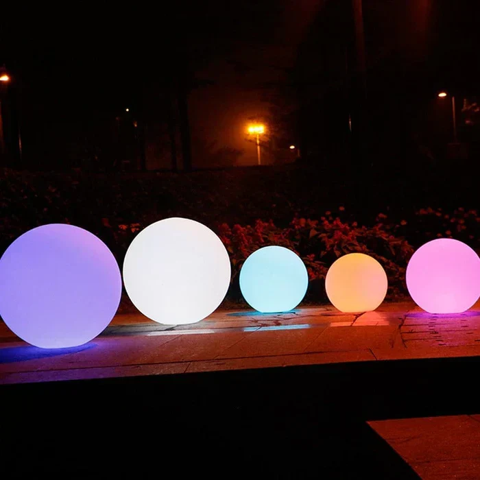 Elegant outdoor spherical LED lighting