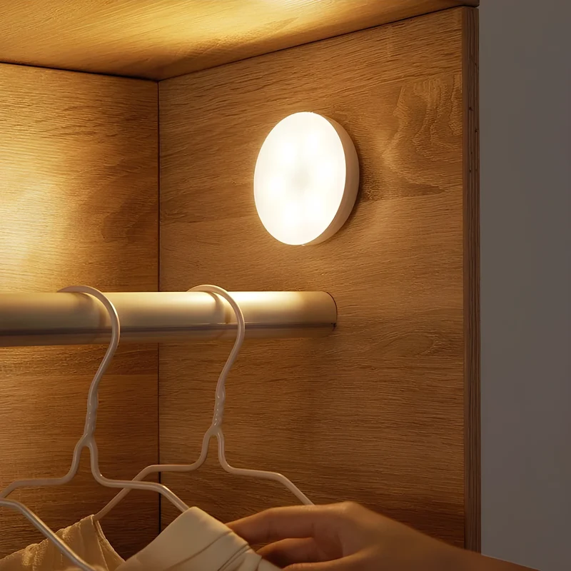 Energy-saving motion sensor lamp