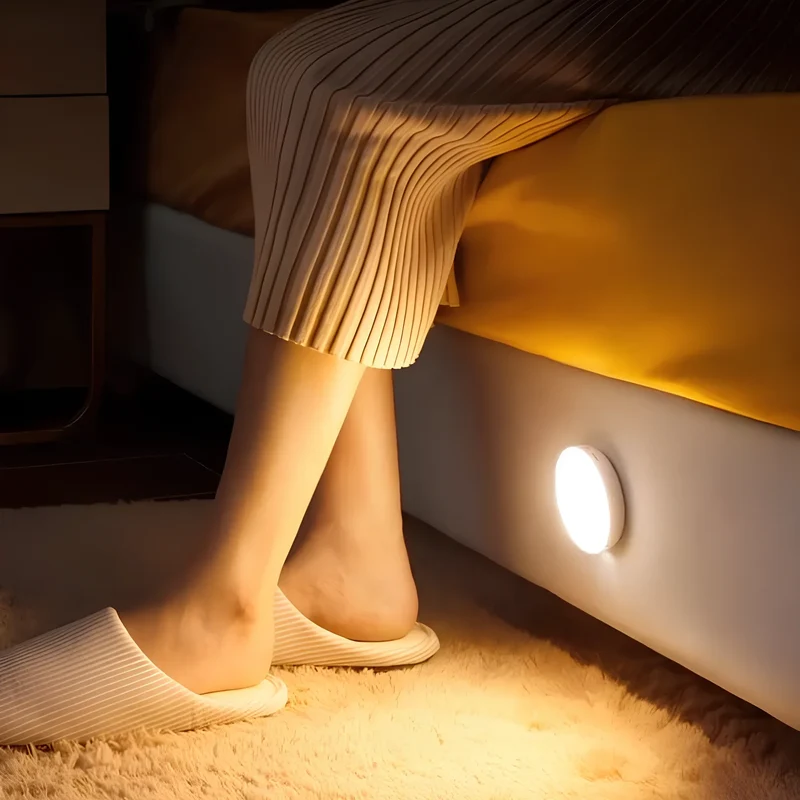 Energy-saving motion sensor lamp