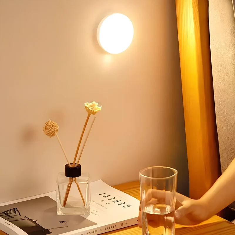 Energy-saving motion sensor lamp