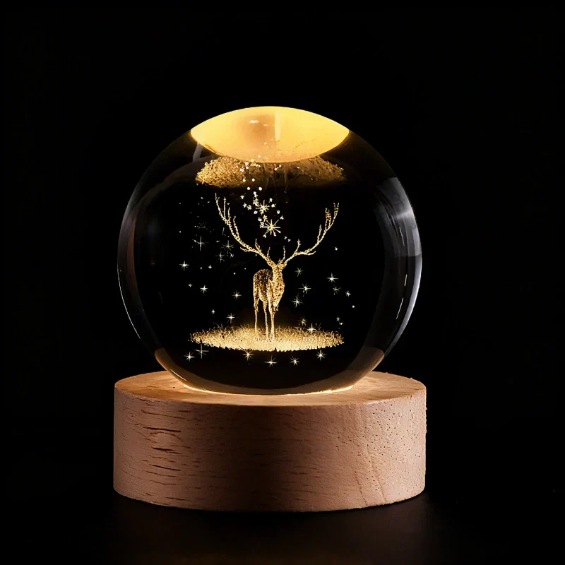 Decorative crystal ball with 3D pattern