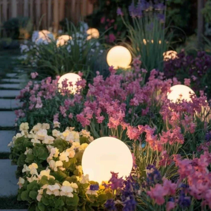 Outdoor garden ball lamp