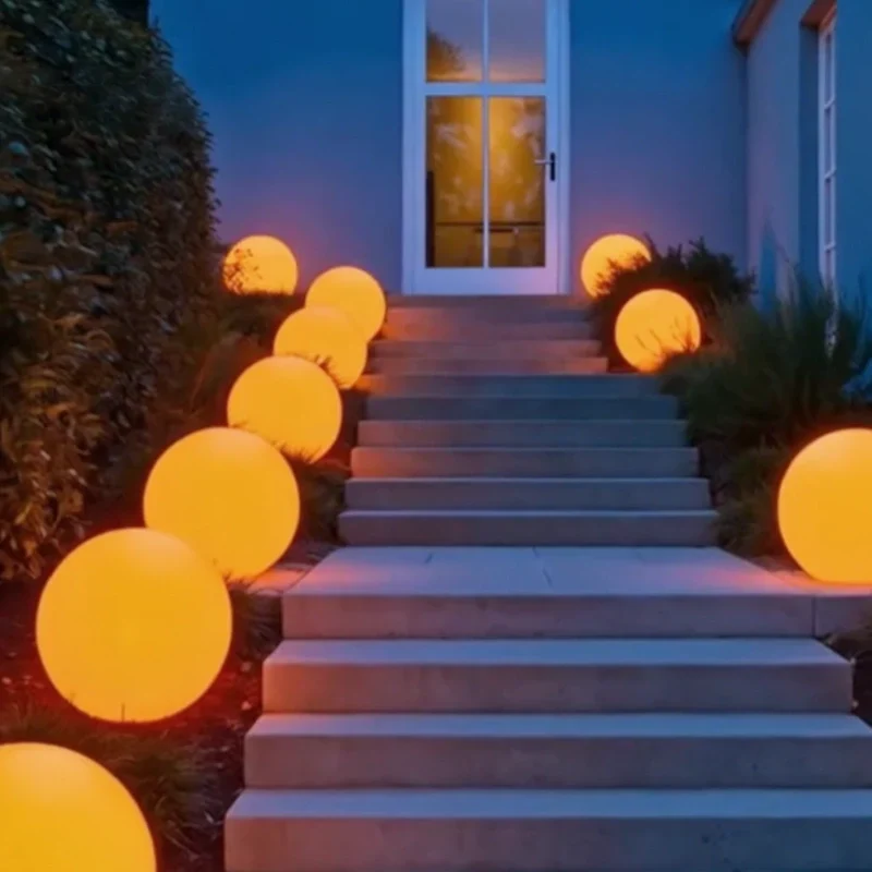 Outdoor garden ball lamp