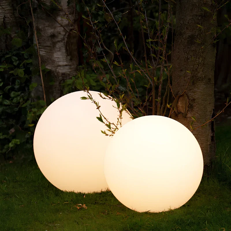 Outdoor garden ball lamp