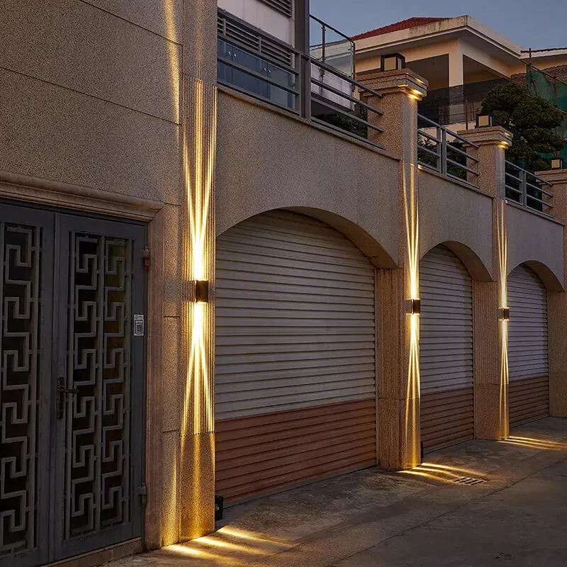 Elegant Waterproof Outdoor LED Wall Lamp – Modern Rectangular Design