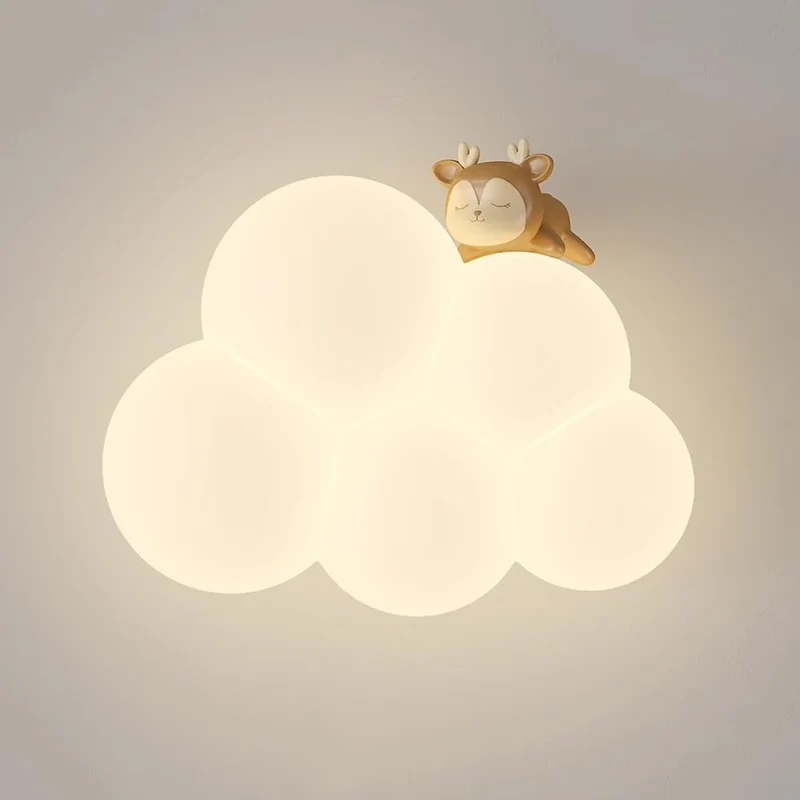 Delicate cloud-shaped LED lamp