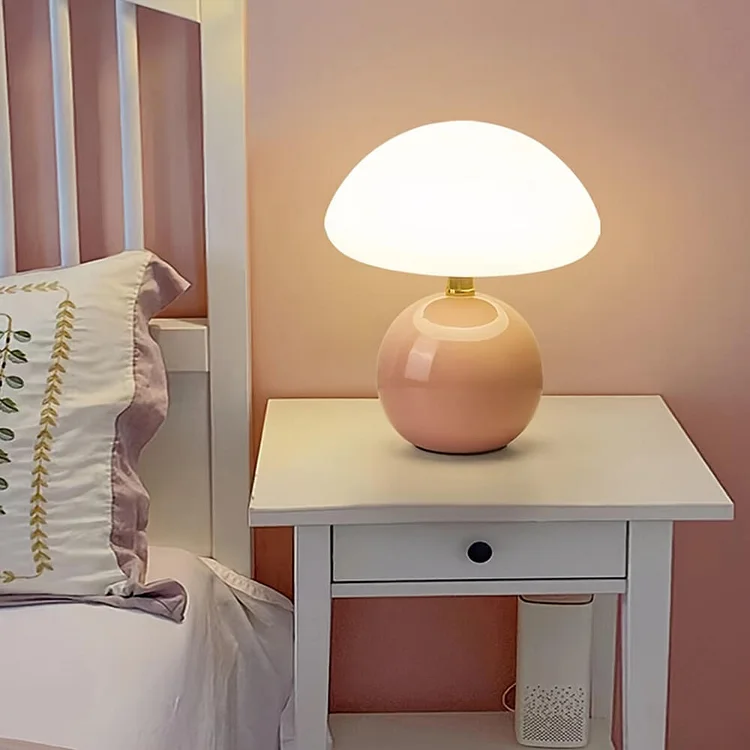 Elegant minimalist retro mushroom table lamp