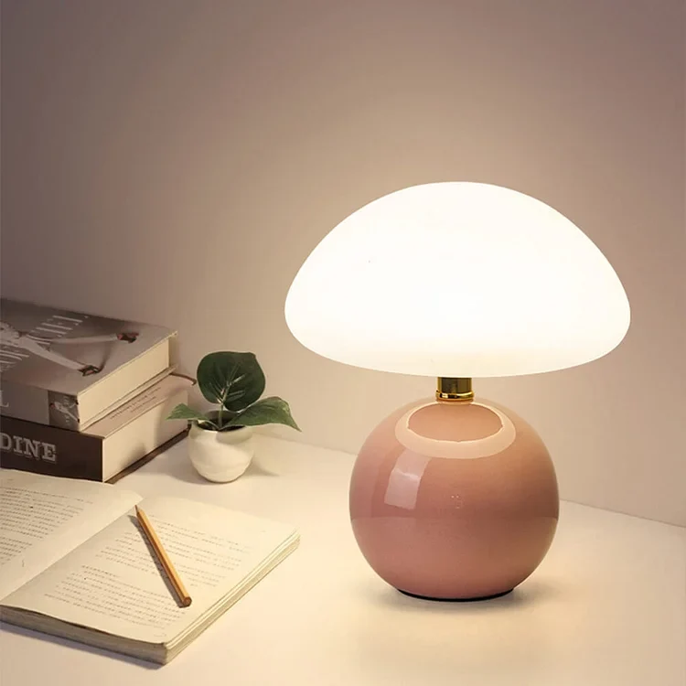 Elegant minimalist retro mushroom table lamp