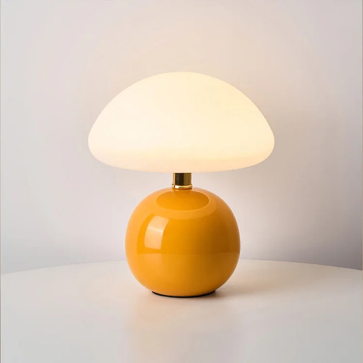 Elegant minimalist retro mushroom table lamp