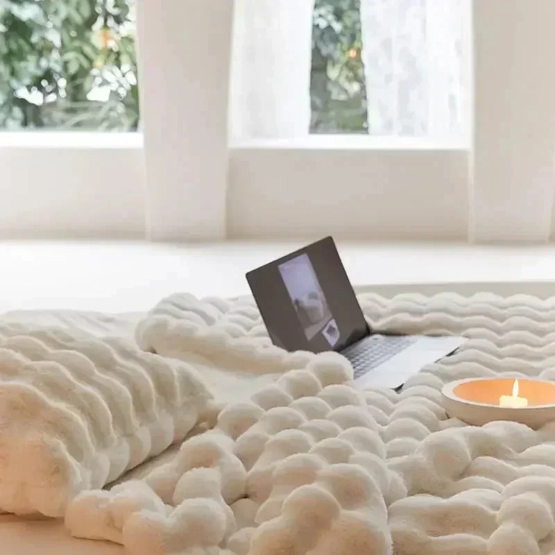 Couverture Douillette Fausse Fourrure - Luxe & Chaleur