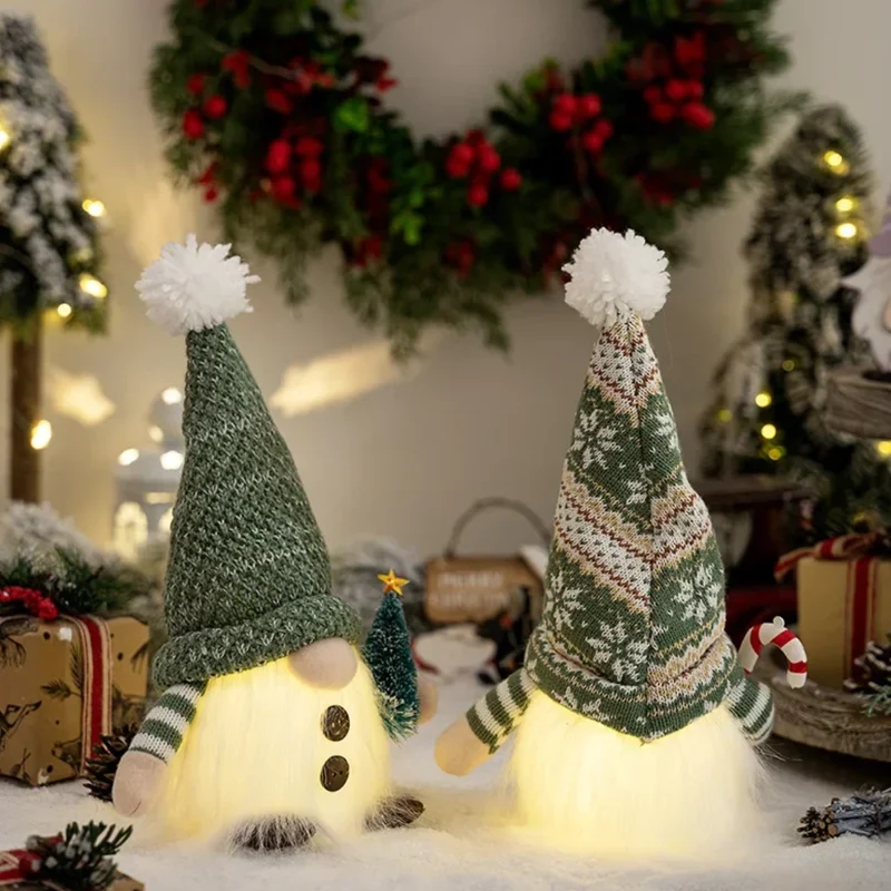 Gnomes de Noël Tricotés Lumineux (Lot de 2 pièces)