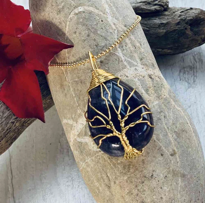 Collier arbre de vie en améthyste