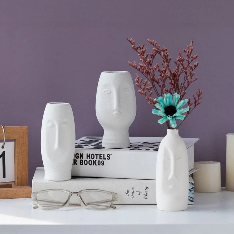 Vase Humoristique en Céramique