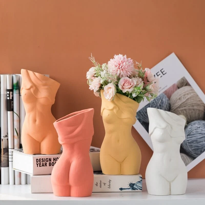 Vase Corps de Femme en Céramique