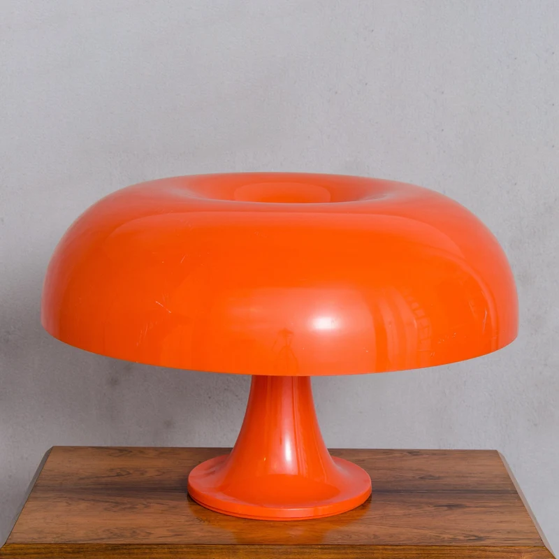Lampe de table nordique en forme de champignon