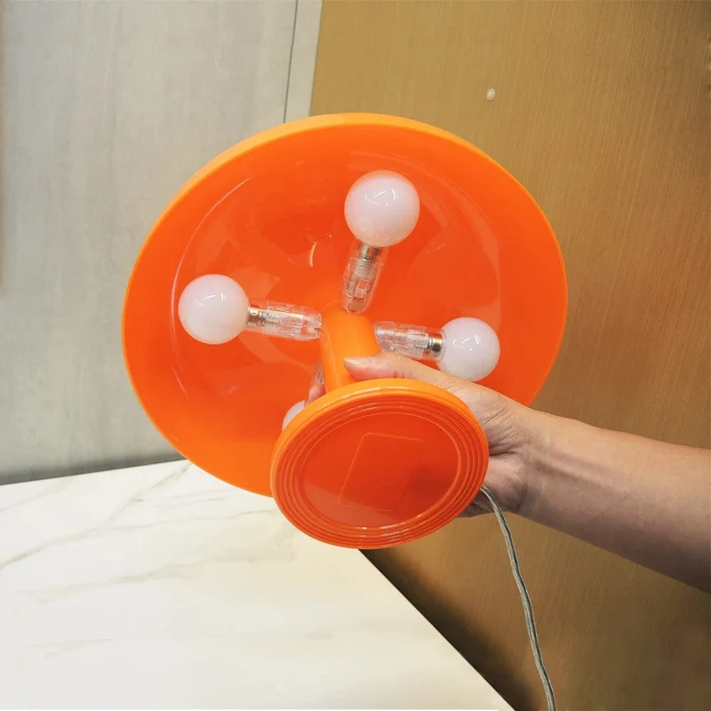 Lampe de table nordique en forme de champignon