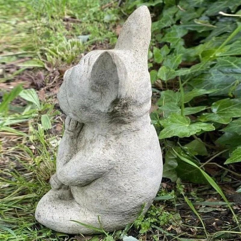 Statue de chien position yoga