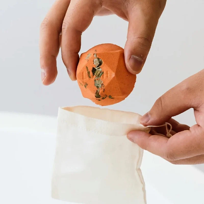 LUSH Bath Bomb Seasonal Moment 12-Piece Gift Box