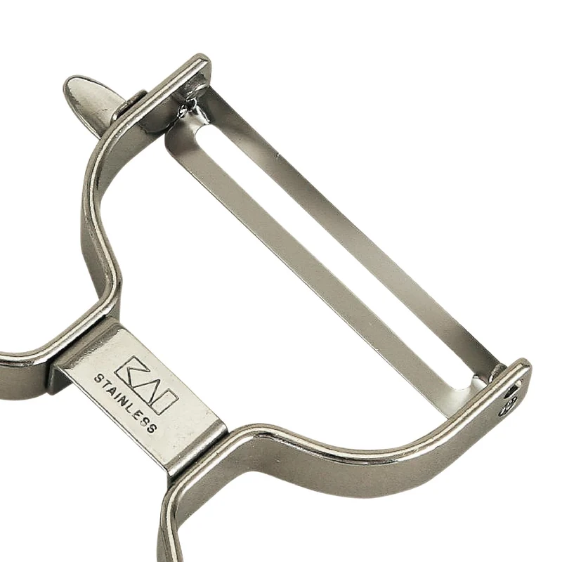 KAI Stainless Steel Peeler Comfortable Handle Dishwasher Safe DH8009 Silver